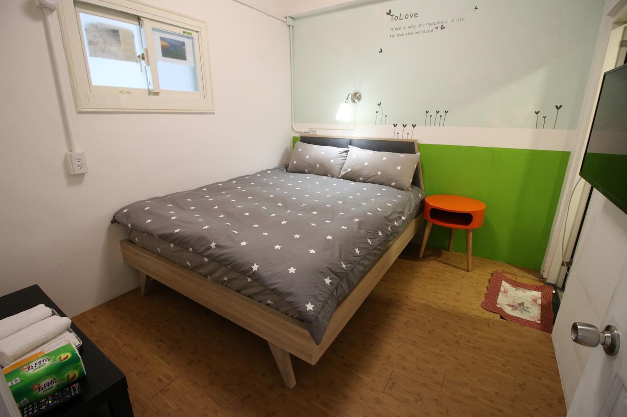 Corner Inn九份住宿i 小角落民宿i 機車租借i日夜間導覽 Exteriör bild